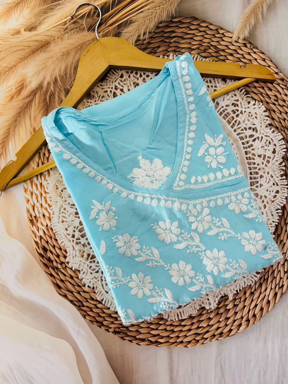 MODAL ANGARAKHA STRAIGHT KURTI